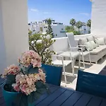 Penthouse Adelfas Del Mar-private Pool & Διαμέρισμα *