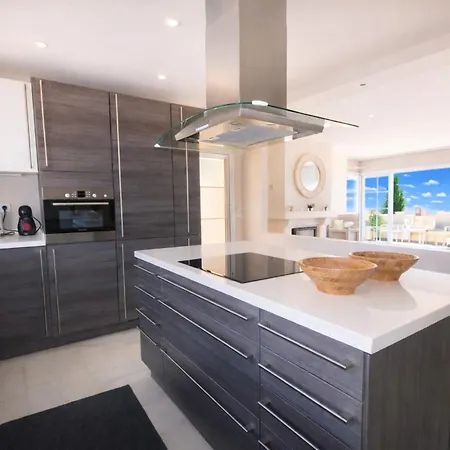 Apartament Penthouse Adelfas Del Mar-private Pool & Marbella